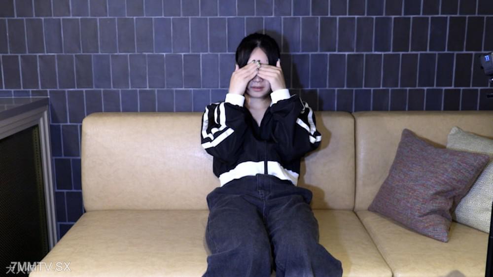 [無碼]fc2-ppv 4777960 【素人初撮り】さくら(18) フェラもしたことない可愛い素人。口をあけさせて中年の唾液を飲ませる。膣内撮影し初中出し。アナルもかわいかったので貫通し中出ししました