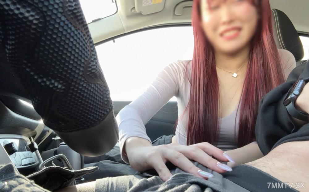 [無碼]fc2-ppv 4676983 FC2-PPV-4676983 Fカップ巨乳美女にお願いして車内手コキ