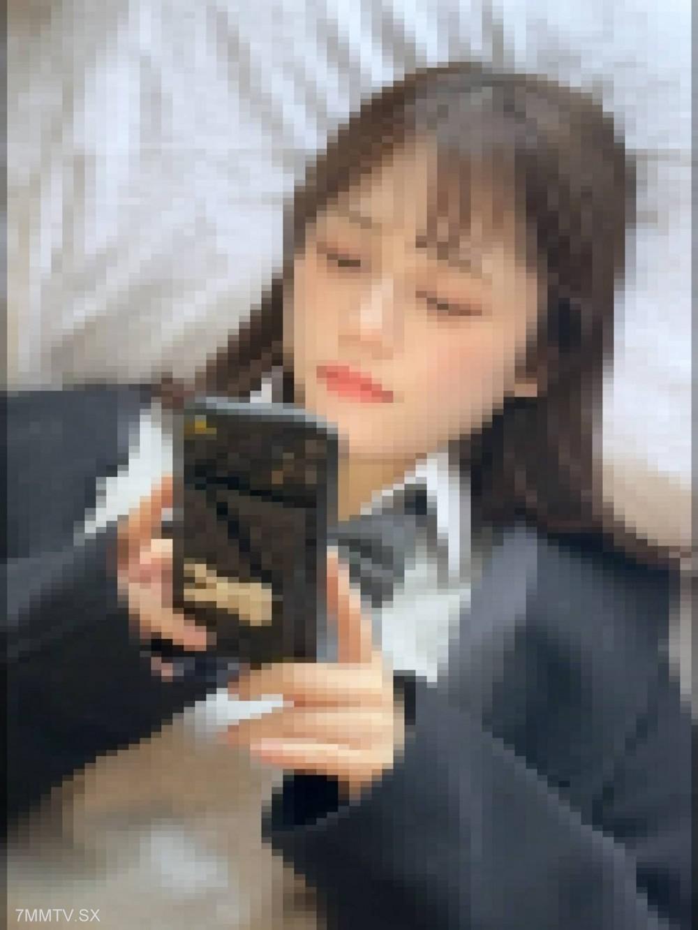 [無碼]fc2-ppv 4904550 【2026年3月卒】 ”元アイドル研究生”Fカップ18歳本物美女 制服出演。高額交渉ピル無し中出し希少ハメ撮り。※残りわずか