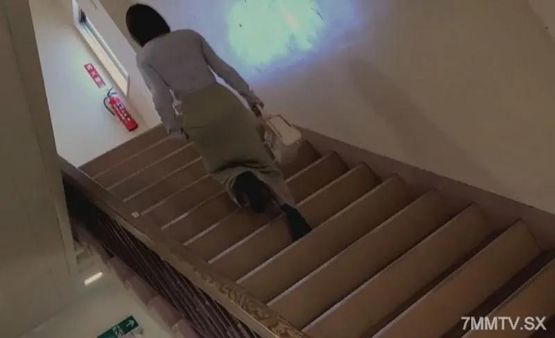 [無碼]fc2-ppv 3181075 【個人】攪動de M嬌妻的穴穴，就不再痛苦，反而變成幸福。 FC2-PPV-3181075